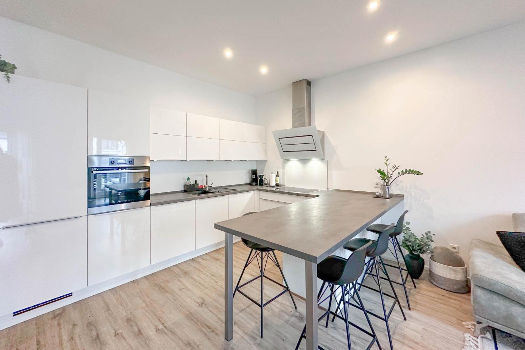 Modernes Trierer Cityloft Mit Grossem Balkon Exteriér fotografie