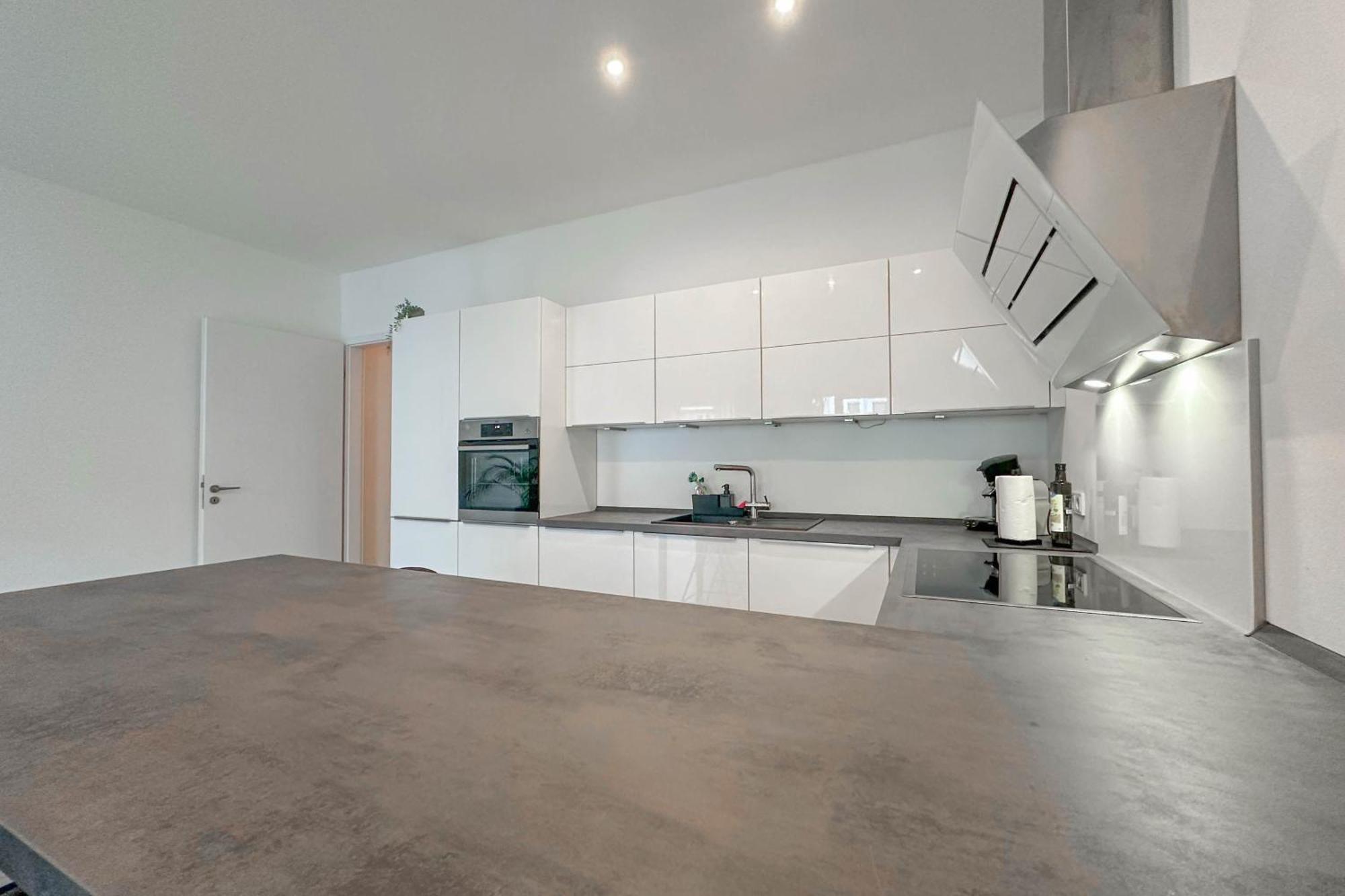 Modernes Trierer Cityloft Mit Grossem Balkon Exteriér fotografie